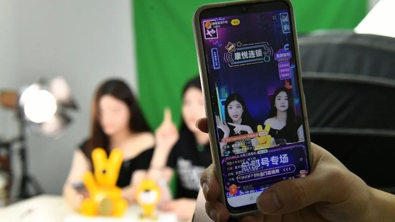 厨房下水道疏通剂：如何选择更合适的清洁利器**